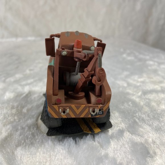 Disney Infinity 1.0 2.0 3.0 Tow Mater Cars Figure Wii U PS3 PS4 Xbox 360 One 3DS - Picture 4 of 5